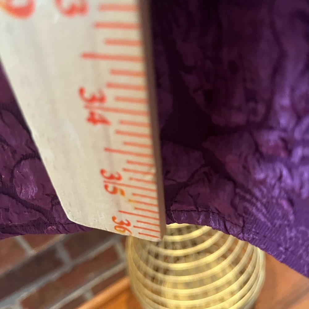 New York and Company size:Large Elegant Purple Textured Puff Sleeve Shift Dress - Picture 7 of 9